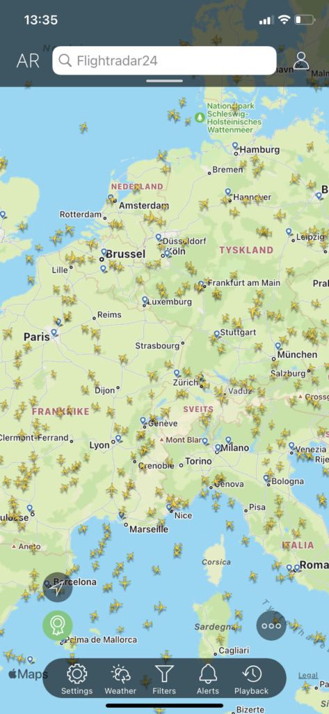 Skjermbilde fra Flightradar24