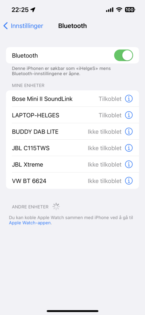 Innstillinger som viser tilkoblede blåtann enheter